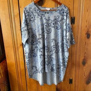 3/$20 - Blue and navy paisley Irma LuLaRoe